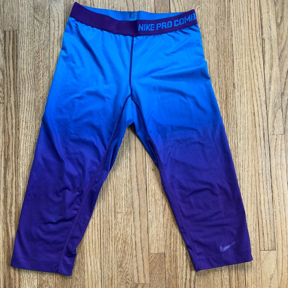Nike compression leggings